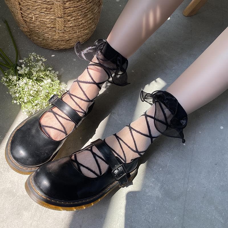 Lace-Up Look Ruffle Sheer Ankle Socks | Trendy Fall & Halloween Style