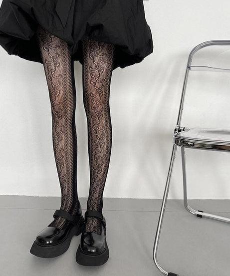 Chic Lace Pattern Fishnet Tights – Your Must-Have for Fall Fashion & Halloween