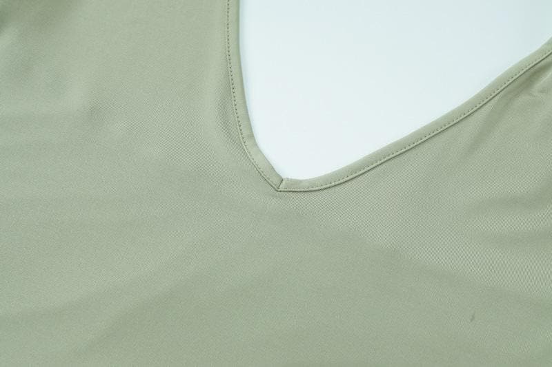 Effortless Chic: Sage Green Halter Neck Top & High-Waist Leggings Set – Fall Comfort & Style