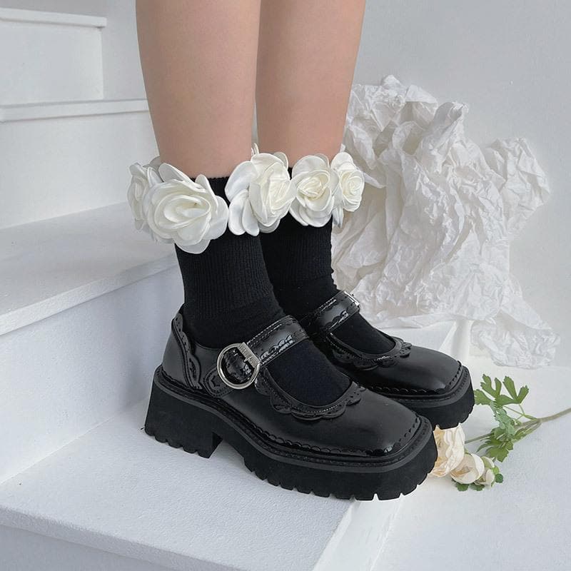 Coquette Rose Applique Ankle Socks - Whimsical Fall & Halloween Style for Women