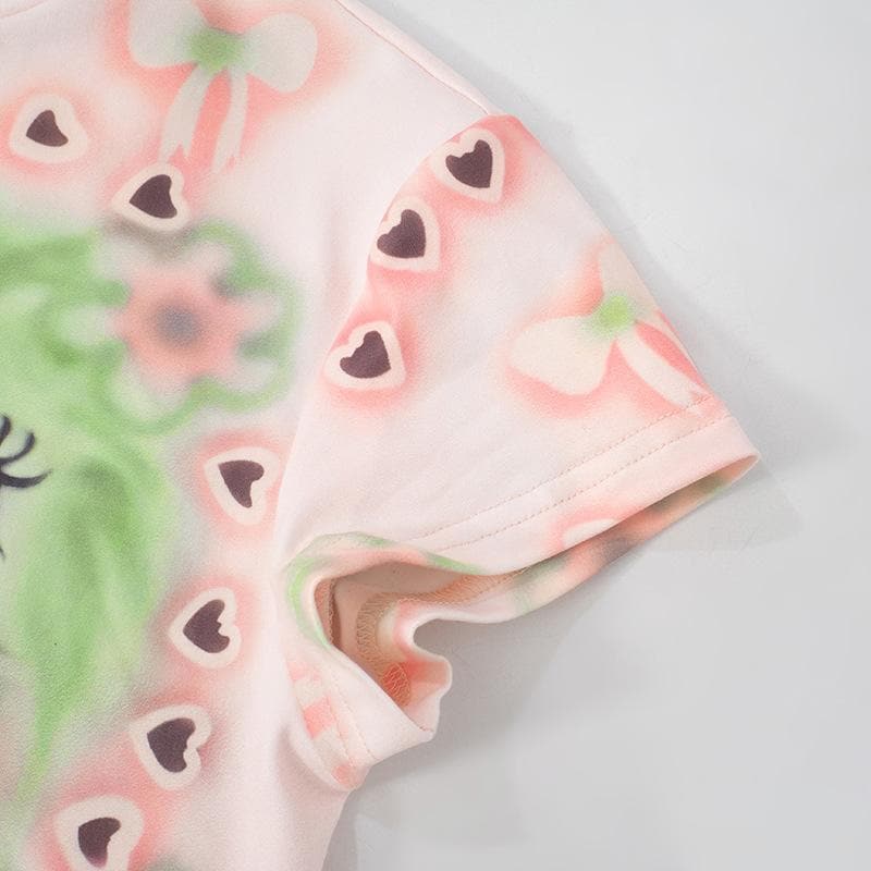 Dreamy Pastel Kitty Crop Top - Playful Airbrush Graphic Tee for Cozy Fall Days