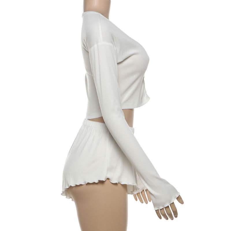 Dreamy Fall Comfort: Women's Long Sleeve Crop Top & Ruffle Shorts Loungewear Set