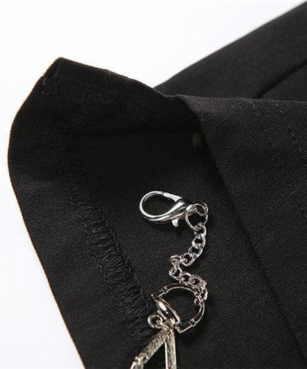 Edgy Chic High-Waisted Black Shorts with Detachable Letter Chain Garter – Your Fall & Halloween Party Essential