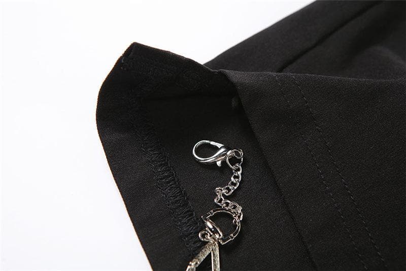 Edgy Chic High-Waisted Black Shorts with Detachable Letter Chain Garter – Your Fall & Halloween Party Essential