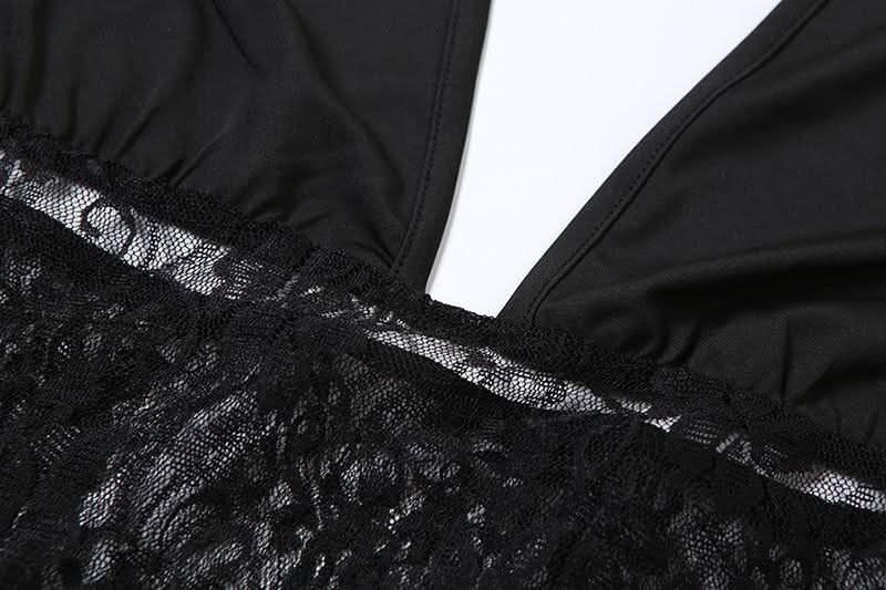 Timeless Black Lace Halter Crop Top & Mermaid Maxi Skirt Set - Your Go-To for Fall & Holiday Glamour