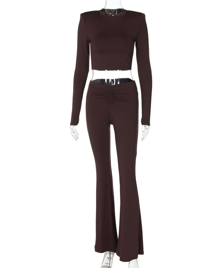 Cozy Fall Chic: Women's Ruched Flare Pant & Long Sleeve Crop Top Set - Mocha Brown Loungewear