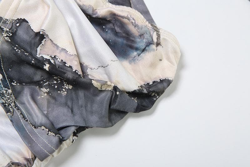 Statement Halter Cut-Out Midi Dress with Metallic Hardware – The Ultimate Fall Party Look