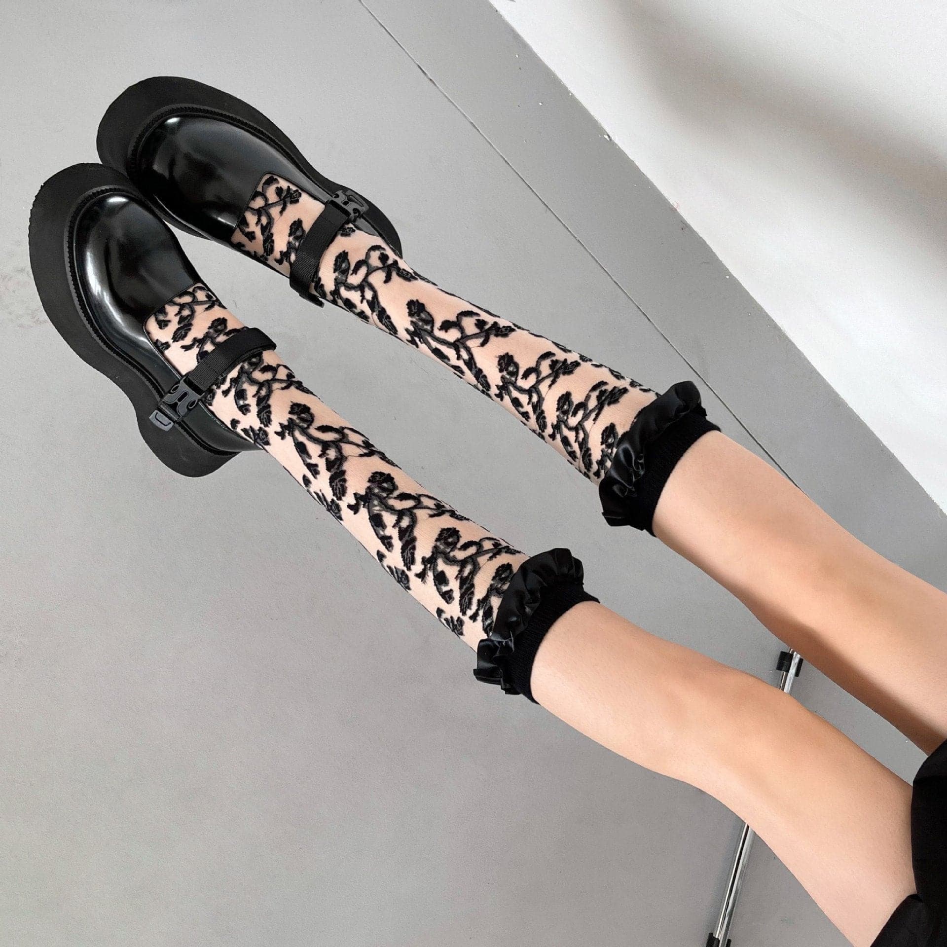 Enchanting Black Floral Mesh Ruffle Knee-High Socks – Perfect for Fall & Spooky Season Style