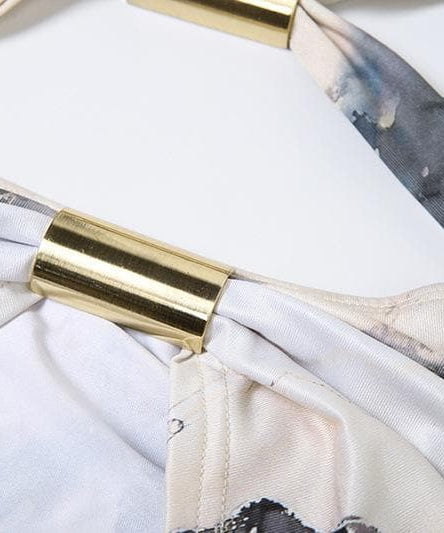 Statement Halter Cut-Out Midi Dress with Metallic Hardware – The Ultimate Fall Party Look