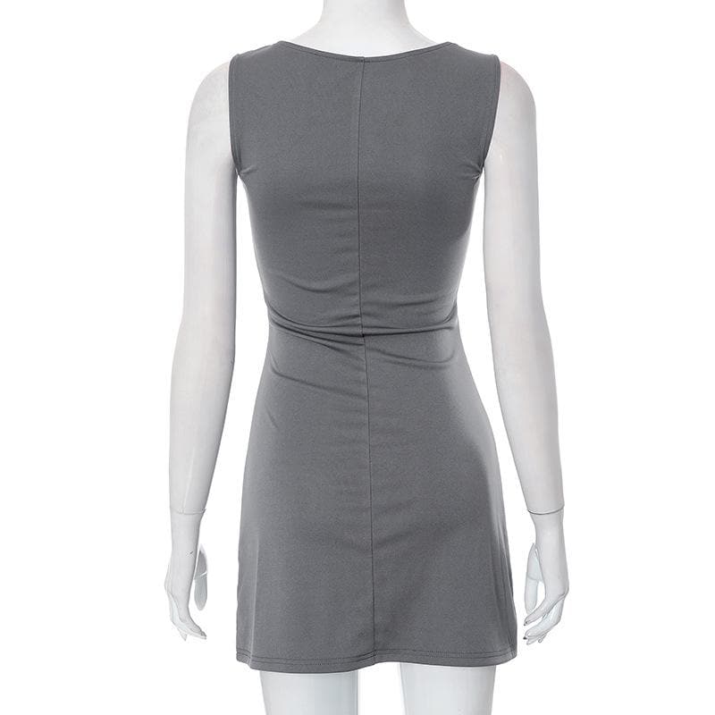 Effortless Fall Chic: Versatile Sleeveless Bodycon Mini Dress for Layering