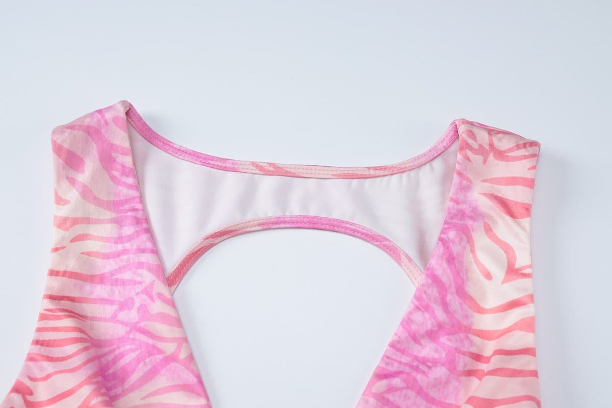 Chic Pink Zebra Maxi Dress - V-Neck Open Back for Fall & Holiday Parties