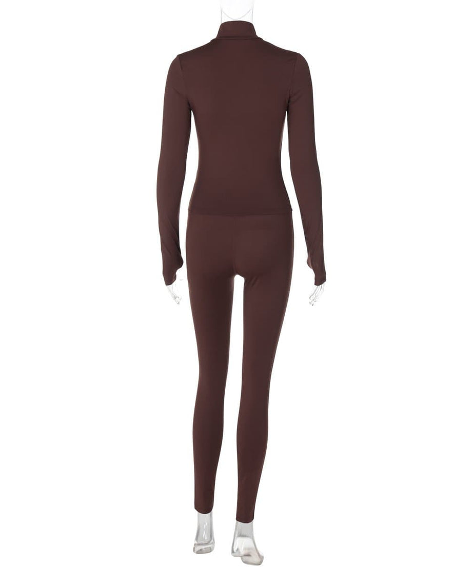 Cozy Fall Chic: Women's Brown Full-Zip Athleisure Set with Thumbholes