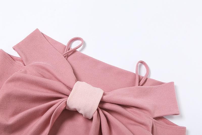 Blush Pink Cold Shoulder Knotted Crop Top - Trendy Long Sleeve & Strappy Fall Fashion for Women
