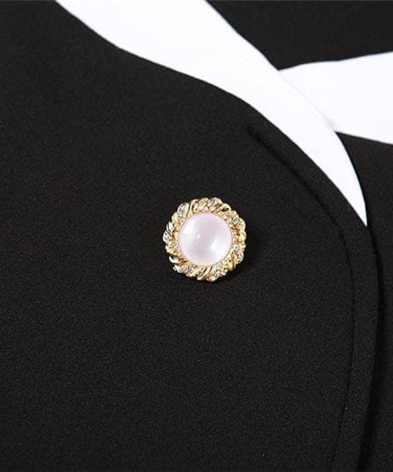 Chic Black Long Sleeve Mini Dress: Contrast Collar & Golden Button Detail - Your Essential Fall Style