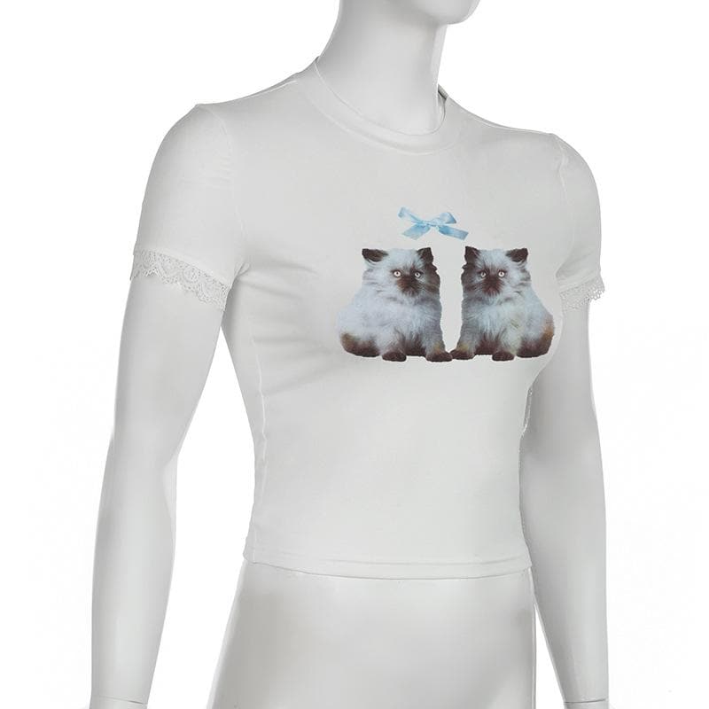 Cozy Kitten Duo White Crop Top - Sweet Y2K Fall Style with Lace Trim