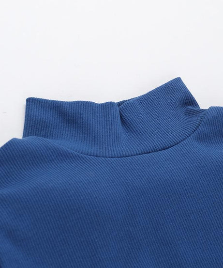 Effortless Fall Style: Chic Navy Blue Mock Neck Short Sleeve Crop Top for Women