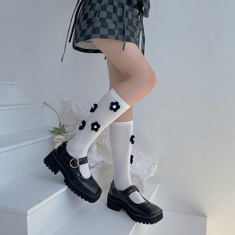 Chic Black Flower Applique Knee High Socks | Cozy Fall & Halloween Style
