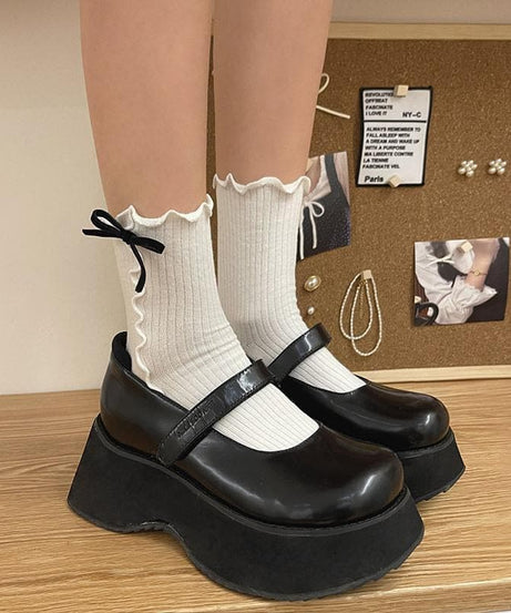Chic Coquette Ruffle Ankle Socks with Bow | Trendy Fall Fashion & Halloween Charm