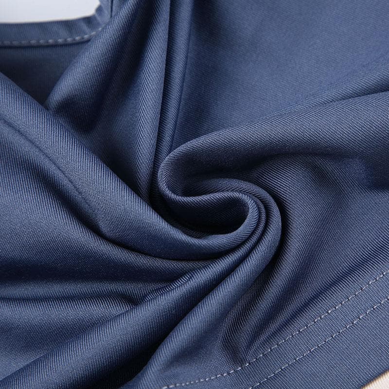 Chic Black & White Contrast Halter Crop Top – Essential Fall Style