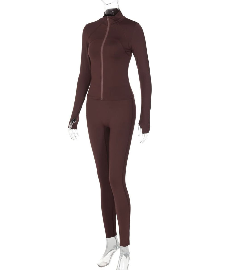 Cozy Fall Chic: Women's Brown Full-Zip Athleisure Set with Thumbholes