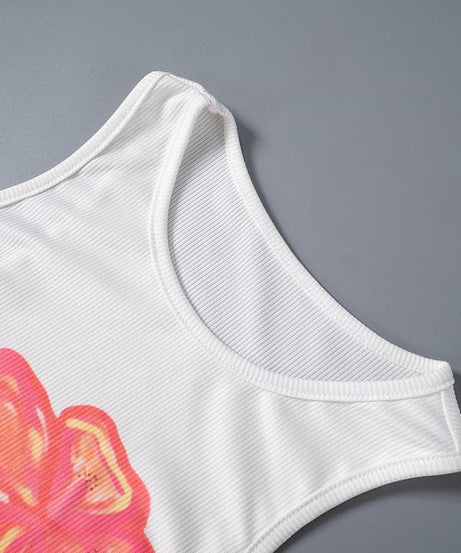 Vibrant Hibiscus Ribbed Tank Top - Effortless Fall Style & Warm-Weather Getaways