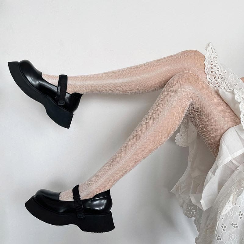 Chic Lace Pattern Fishnet Tights – Your Must-Have for Fall Fashion & Halloween