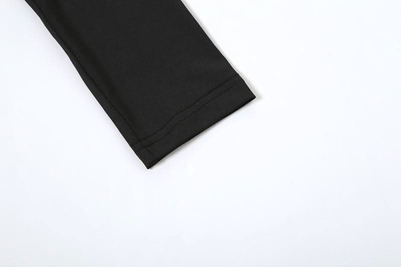 Elegant Two-Tone Wavy Maxi Dress - Figure-Flattering Long Sleeve for Fall & Holiday