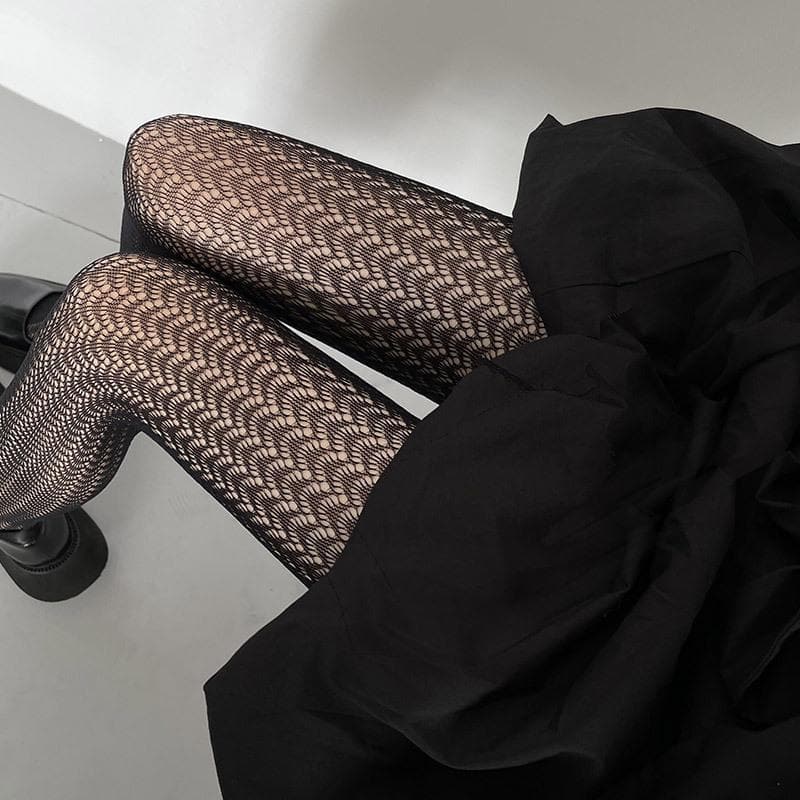 Gothic Chic Patterned Fishnet Tights – Elevate Your Fall & Halloween Style