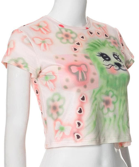 Dreamy Pastel Kitty Crop Top - Playful Airbrush Graphic Tee for Cozy Fall Days