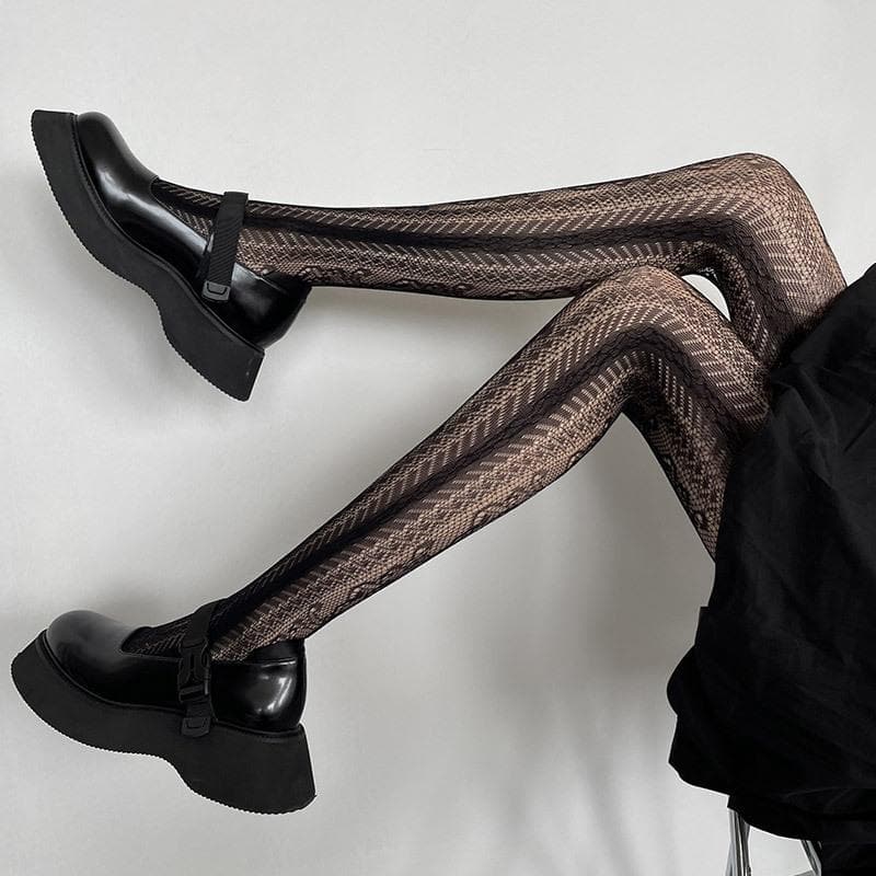 Chic Lace Pattern Fishnet Tights – Your Must-Have for Fall Fashion & Halloween