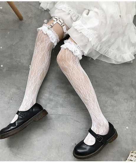 Enchanting White Lace Thigh-High Stockings – Delicate Ruffle Trim for Autumn & Halloween Chic