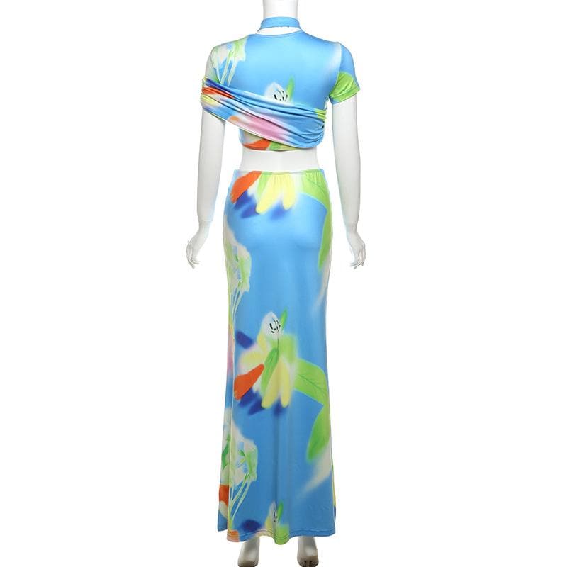 Chic Abstract Print Maxi Skirt Set – Vibrant Two-Piece Co-ord for Your Next Getaway