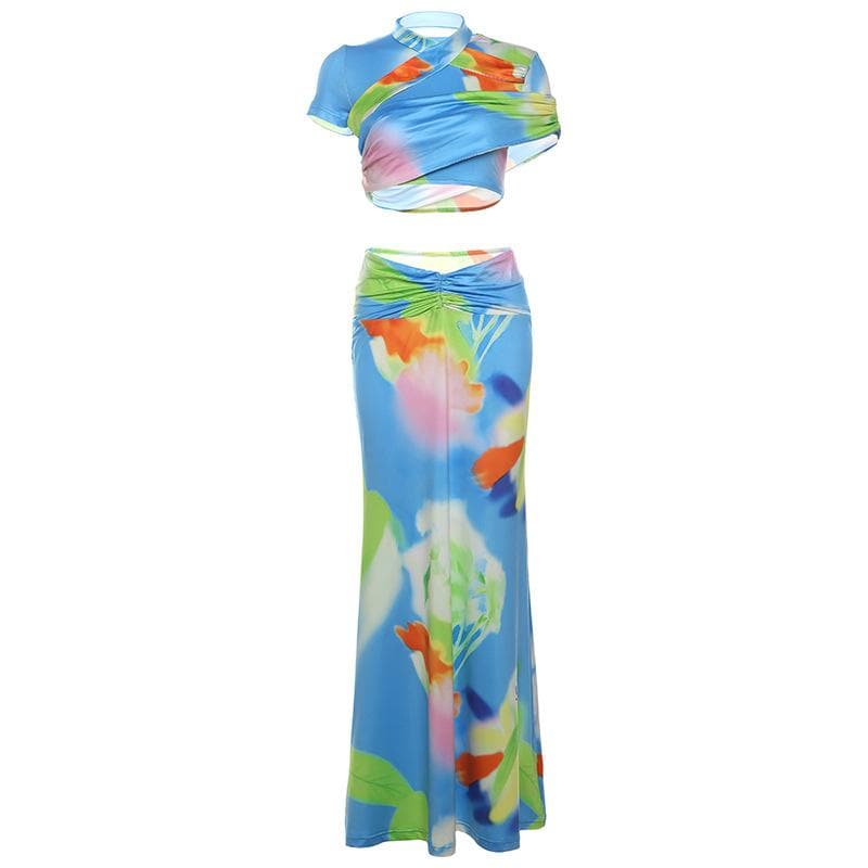 Chic Abstract Print Maxi Skirt Set – Vibrant Two-Piece Co-ord for Your Next Getaway