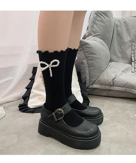 Autumn Chic: Faux Pearl Bowknot Ribbed Ruffle Knee-High Socks for Women