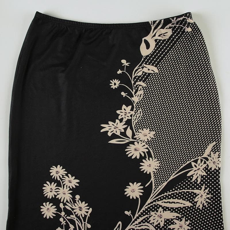 Midnight Bloom & Dot Maxi Skirt – Fall's Must-Have Bohemian Chic for American Women