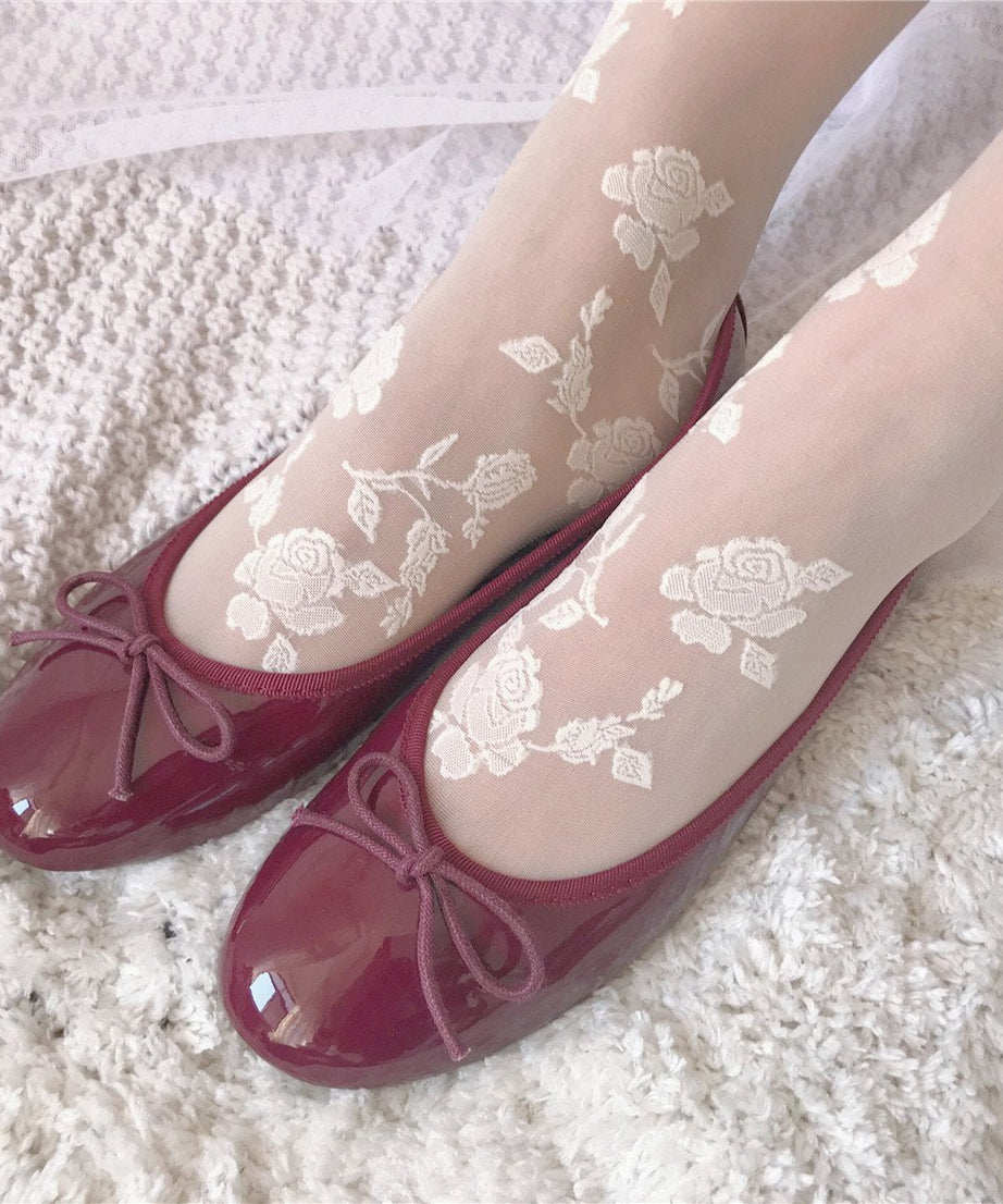 Delicate Autumn Bloom: Sheer Floral Embroidered Tights for Fall