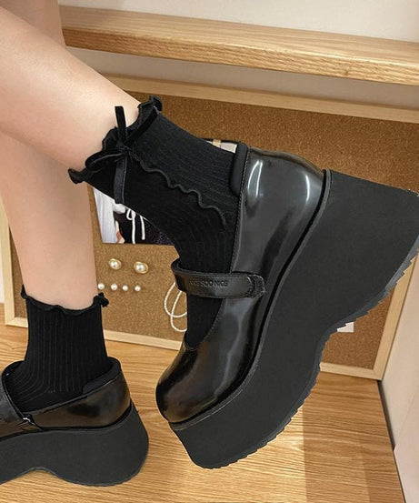 Chic Coquette Ruffle Ankle Socks with Bow | Trendy Fall Fashion & Halloween Charm