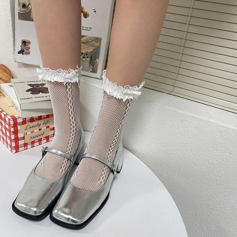 Sweetheart Coquette Bowknot Lace Ankle Socks - Whimsical Fall Fashion for Women
