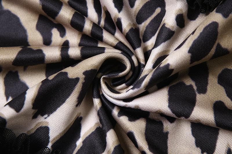 Fall Rendezvous: Luxe Leopard Ruffle Halter Maxi Dress – Your Head-Turning Style Statement