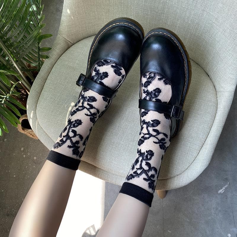 Elegant Floral Lace Sheer Ankle Socks - Perfect for Fall & Holiday Styling