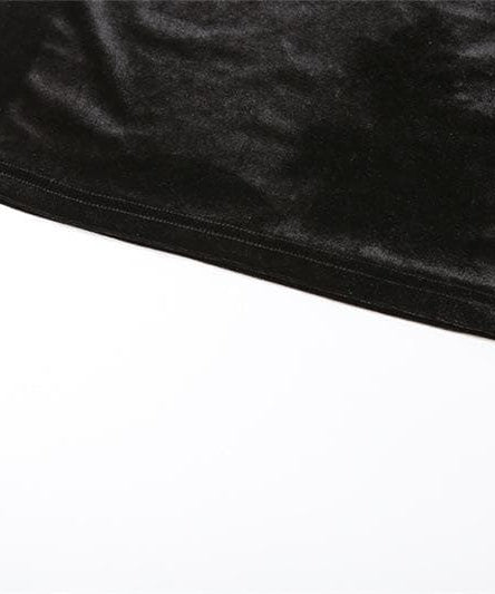 Sultry Black Velvet Bodycon Mini Dress with Lace Sweetheart Neckline | Your Fall & Holiday Party Essential