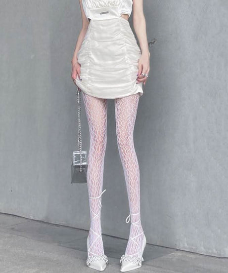 Elevate Your Fall Style: Intricate Web Sheer Tights – Perfect for Halloween & Beyond!